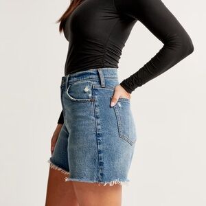 NWT Abercrombie Curve Love Dad Short